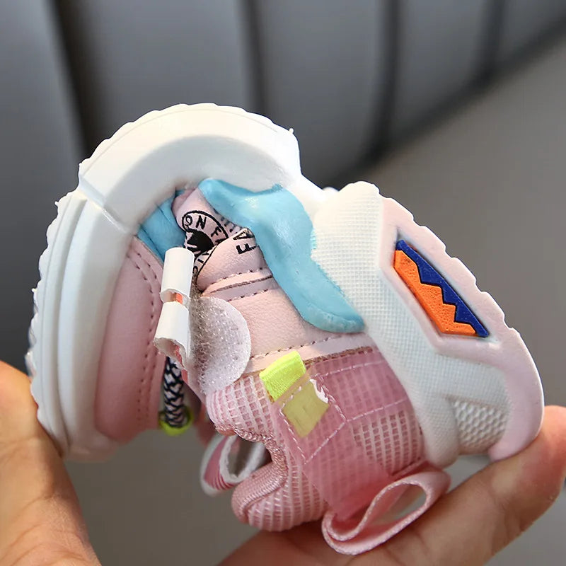Breathable Sports Shoes